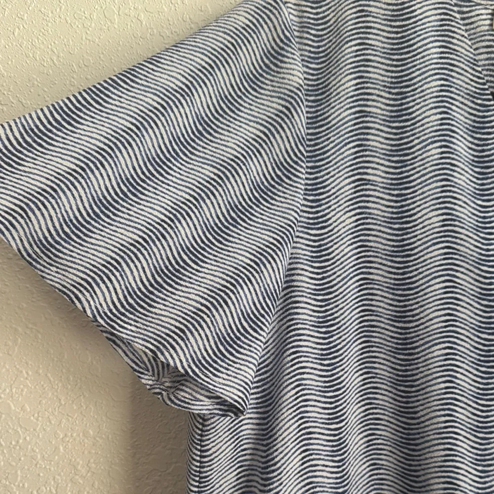 MICHAEL Michael Kors Blue and White Patterned Blouse - Picture 4 of 4